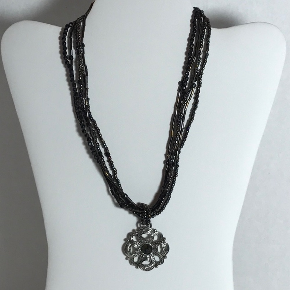 💚 3 for $20 💚. Necklace #120